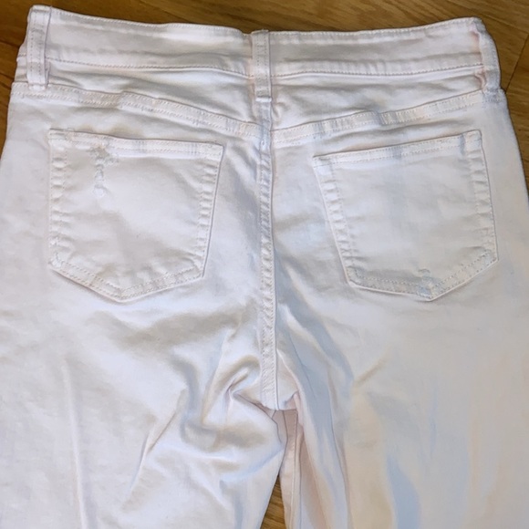 Buffalo David Bitton Tandi Mid Rise Distressed Bermuda Shorts size 8/29 lt pink - Picture 4 of 6